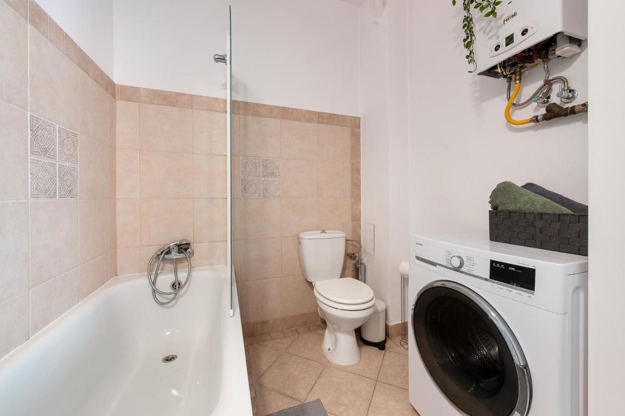 Piano Apartment W Sercu Starego Miasta Gdansk Ngoại thất bức ảnh